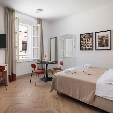 PIAC Luxury Suites-3
