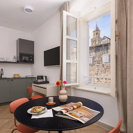 PIAC Luxury Suites-2
