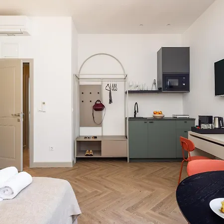 Piac Luxury Suites-3