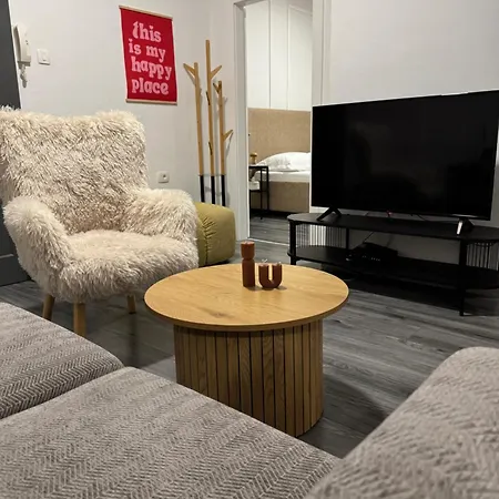 Apartman Laros-2