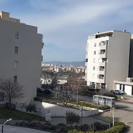 Apartment Jass Next To Mall Of Split-3
