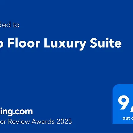 Top Floor Luxury Suite-2