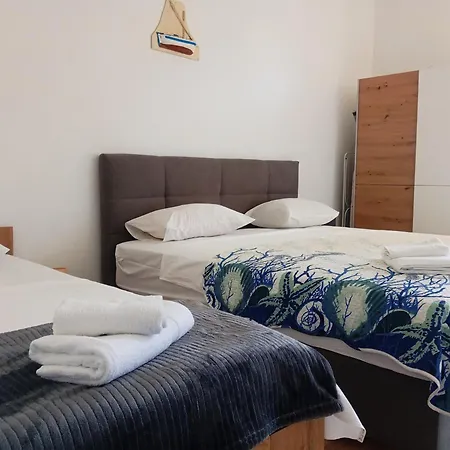 Apartment Pape-2
