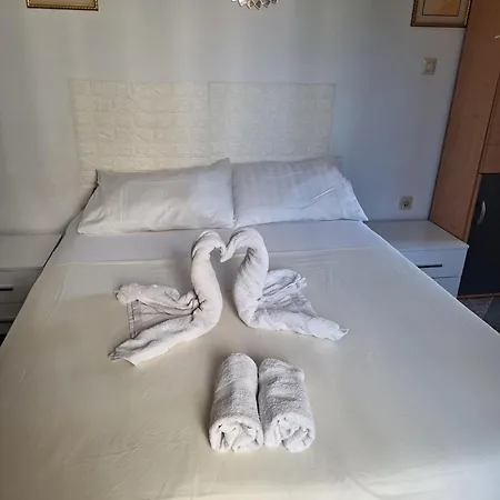 Delux Apartments Vele-3