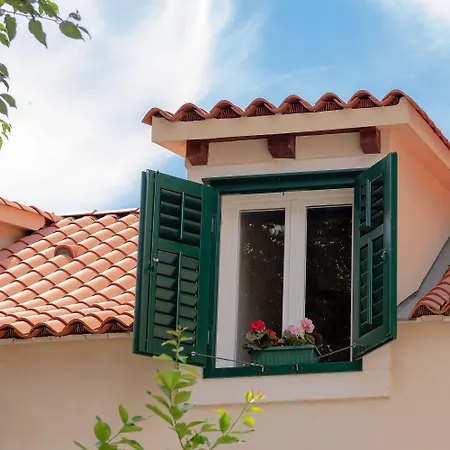 Vila Ora-2