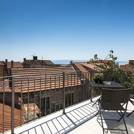 Nera Luxery Apartments-3