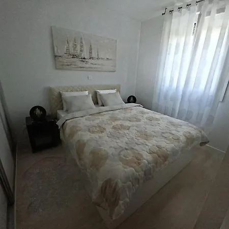 Apartment Verdi Split With Free Parking In The Garage-2