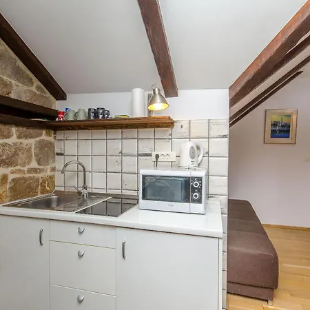 Apartment And Rooms Desideria-3