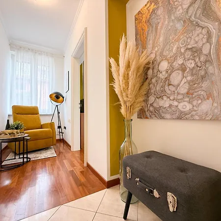 White House Luxury Suite - Split Center, Near Beach & Parking-2
