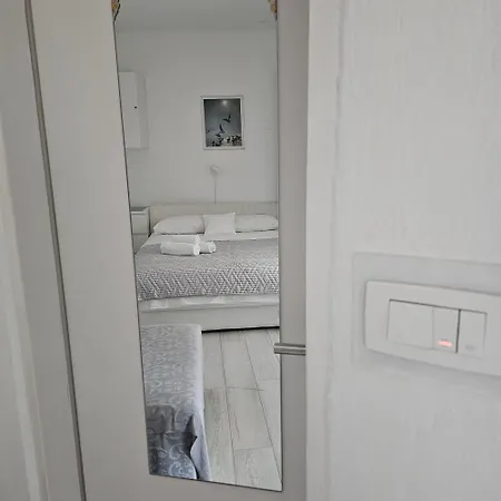 Apartments Veky 3-3