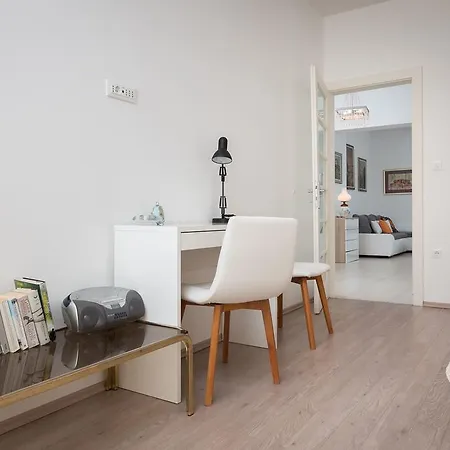 Apartment Vuko-3