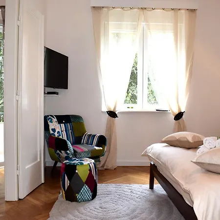 Apartment Galaxino-2