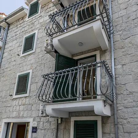 Split Center Apartments-3