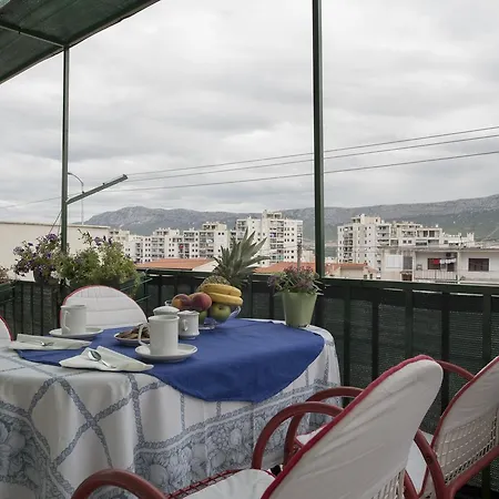 Apartment D&A-3
