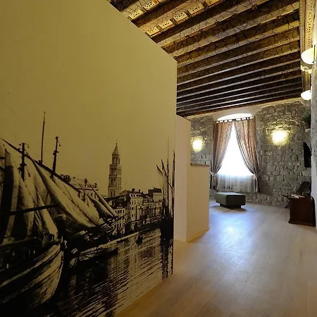 Desiderata Studio Apartment-2