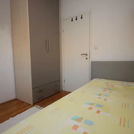 Apartment Karlo Near The Most Beautiful Beach Znjan-2