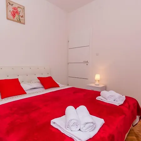 Apartment Ema-3