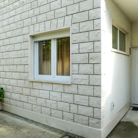 Apartmani Apollo-3