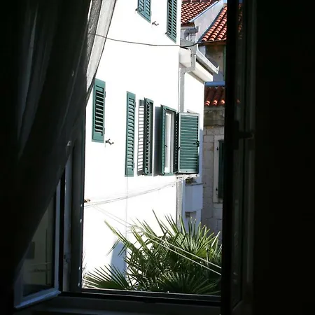 Pavelin Apartments-2