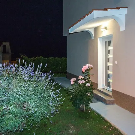 Apartments Lusani-3