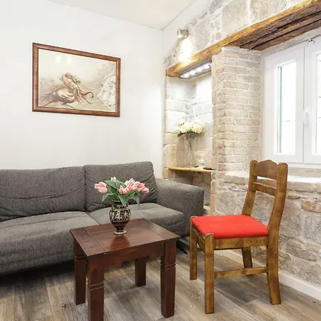 Stone Apartman Varos-2