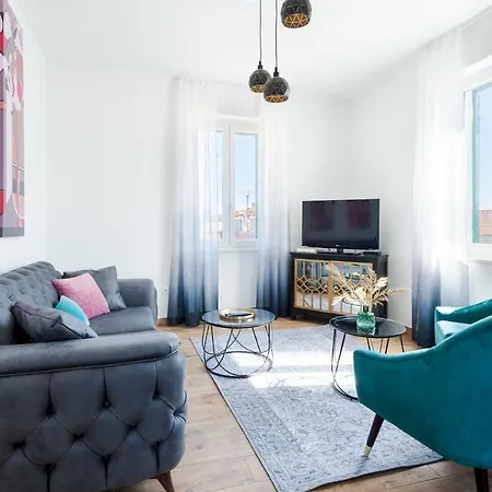 Cozy Apartment Lile In The Heart Of Old Town Split-3