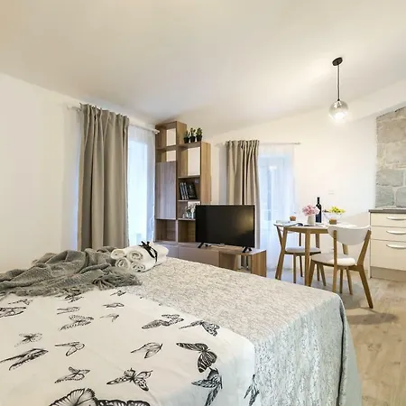 Studio Apartments Petar In Old Part Of Town-3