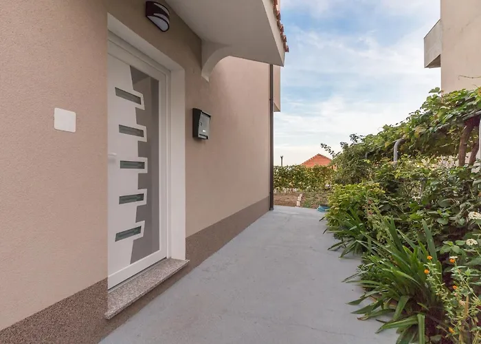 Apartments Lusani Split