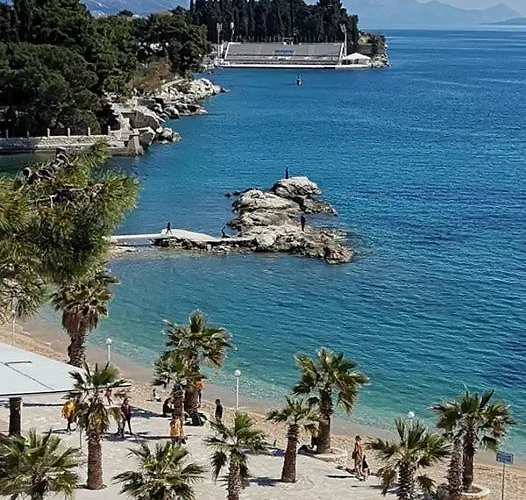 Apartment Dzoni Split
