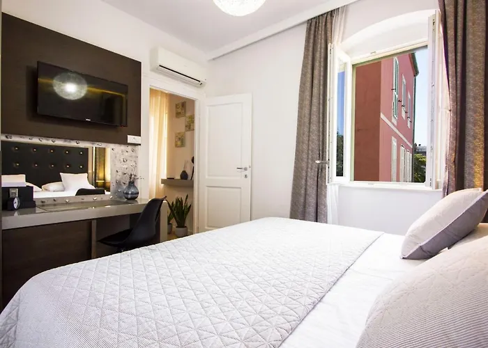Argentum Luxury Apartment Split
