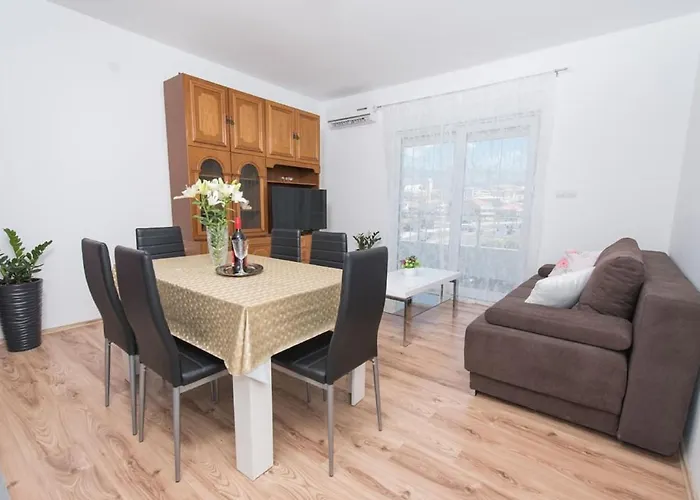 Apartments Dzeki Split