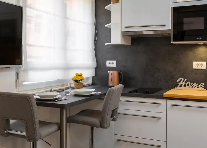 Luxury Studios & Room Five Split