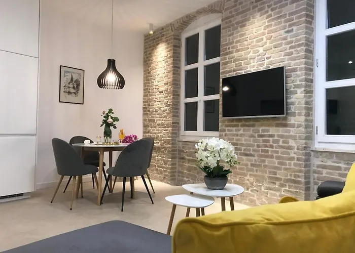 Central Park Residence Split