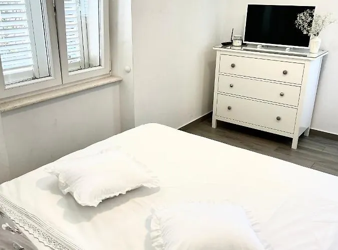 Apartment Zane Bacvice Split