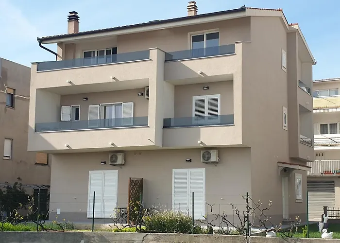 Apartments Lusani Split