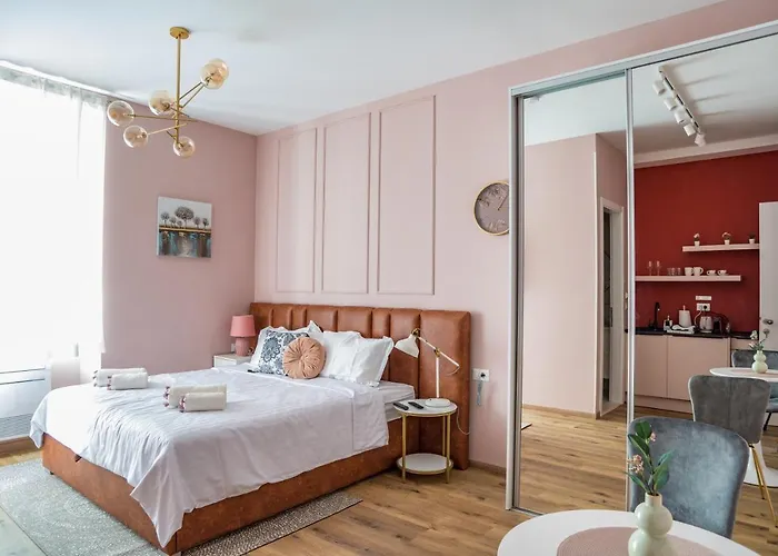 Center De Lux Studios “ Zara “ Split