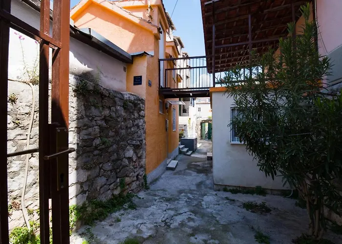 Oleander Apartments Split