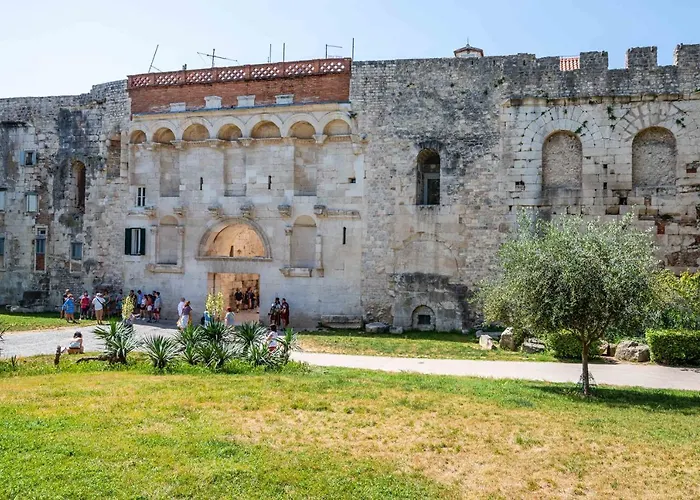 Golden Dream In Diocletian Palace Split