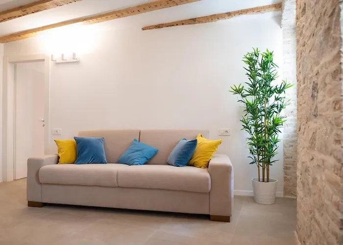 Vitelli Apartments And Rooms Split