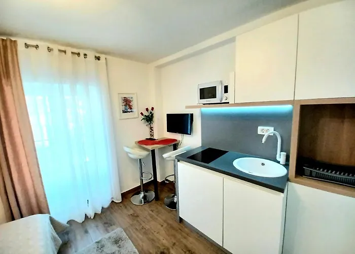 Studio Apartmani Pomalo/ Take It Easy Split