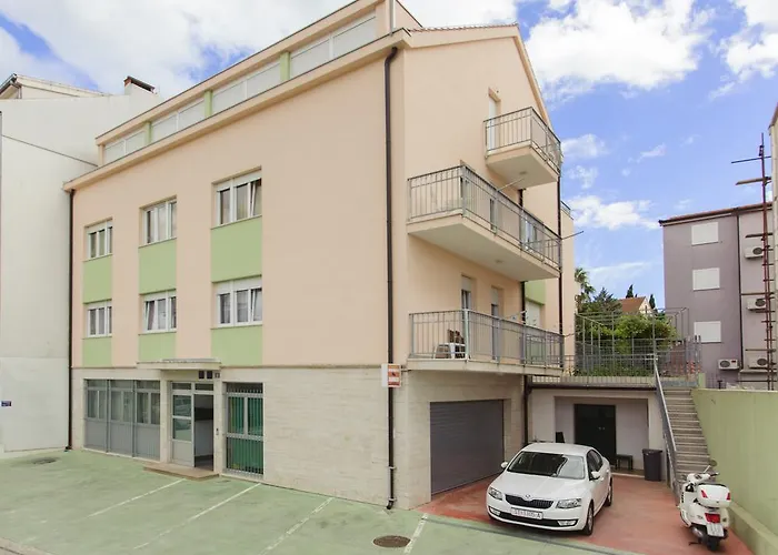 Amigo Comfort Apartments Split
