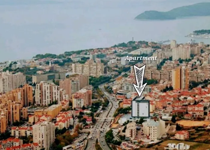 Beata East Side Apartment Split