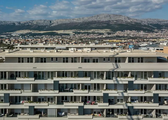6 Islands - Holiday & Business Apartments - Free Garage Parking Split