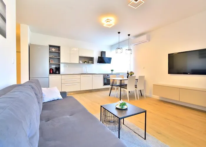 Apartment Maia Split