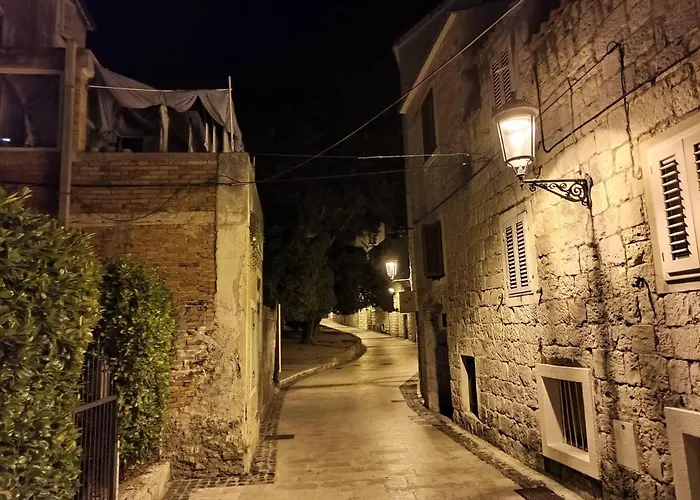 Appartement The Center Of Split, Renovated Stone House