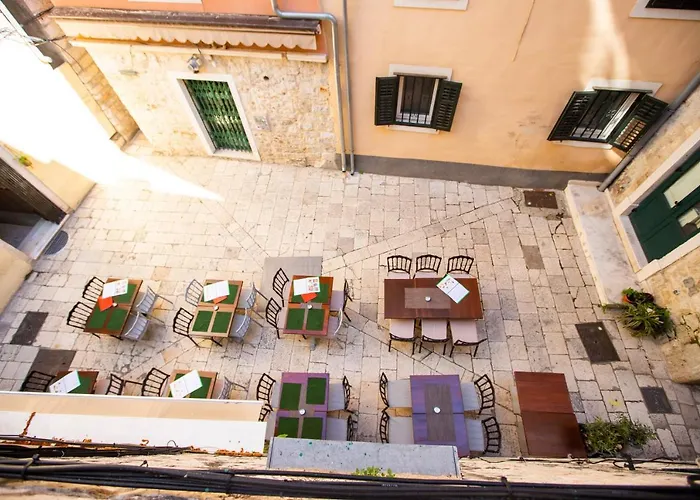 Ideal Rooms #2 Split