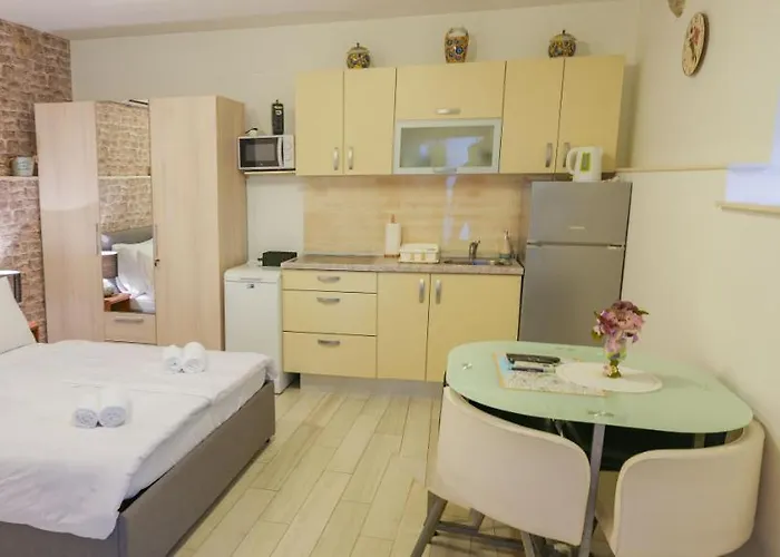 Bliss Apartments With Free Parking Split