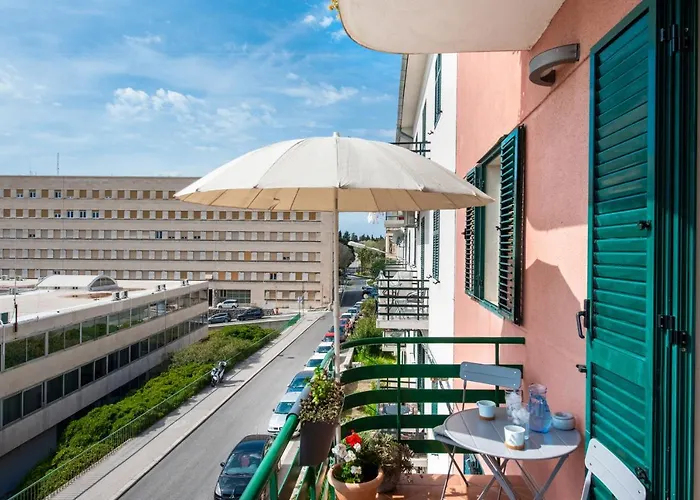 Spacious 3Br Seaview Apt Near Old Town & Beach Split