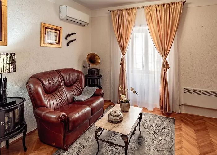 Porta Orientalis Apartment Split