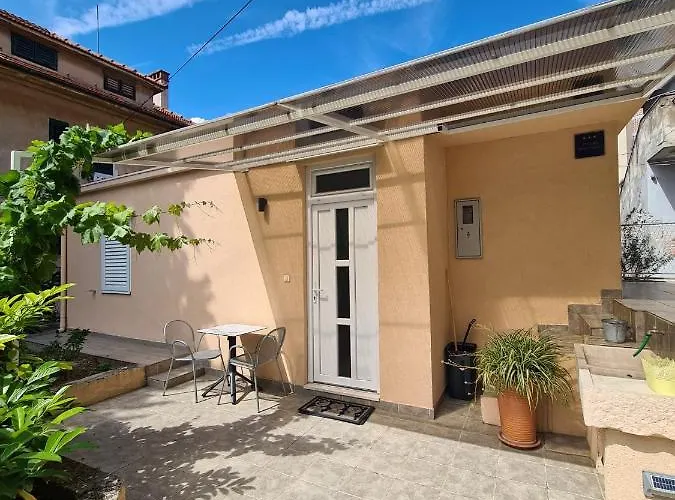 Apartment Bart Split